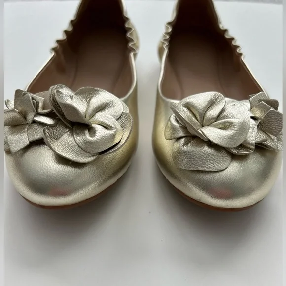Tory Burch Blossom Ballet Flat Grained Metallic in Spark Gold - Picture 2 of 9